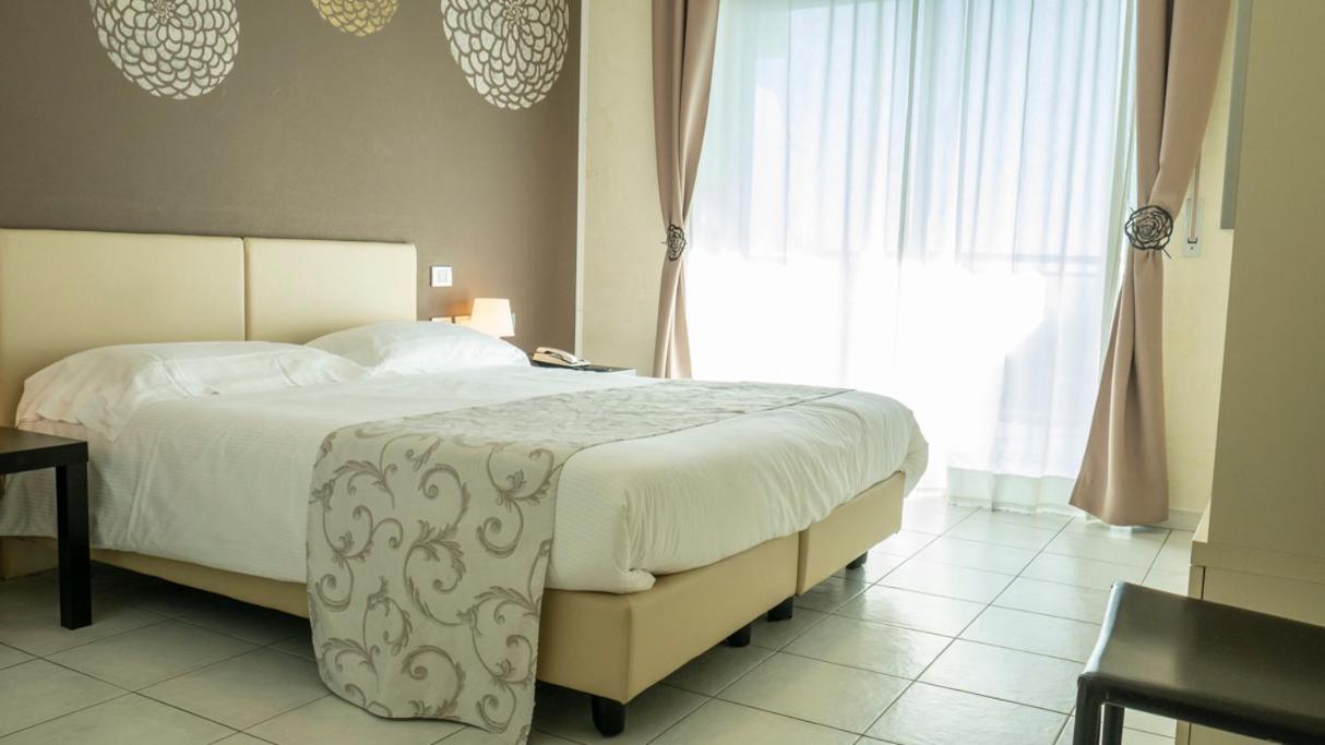 Residence Modus Vivendi Sanremo Esterno foto