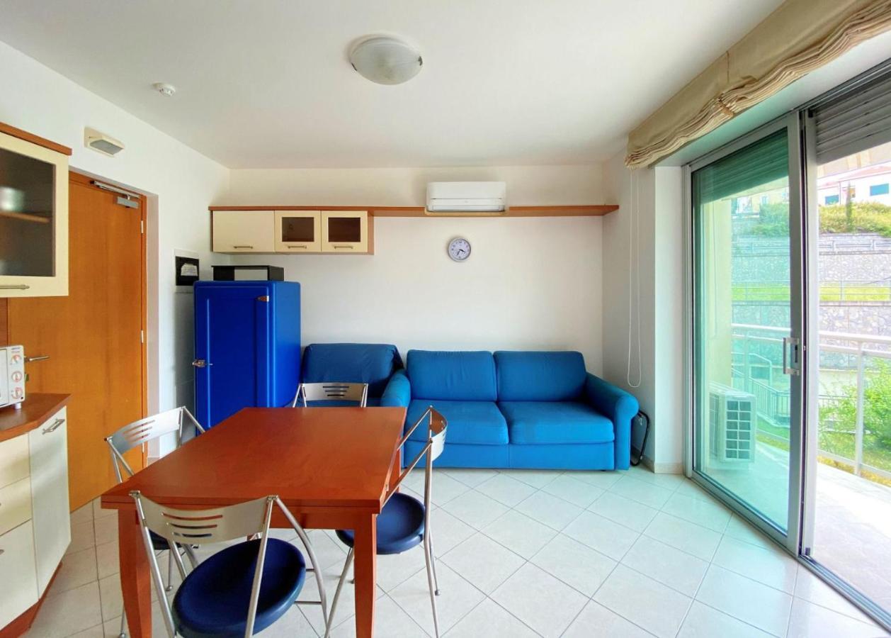 Residence Modus Vivendi Sanremo Esterno foto