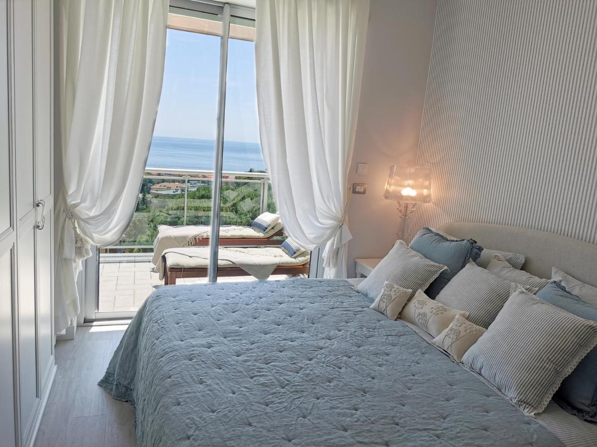 Residence Modus Vivendi Sanremo Esterno foto